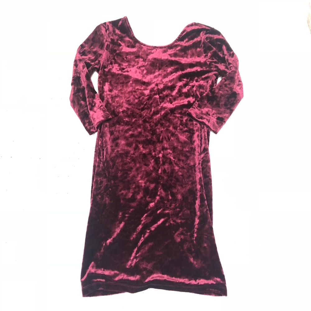 Red crushed velvet, form fitting dress
